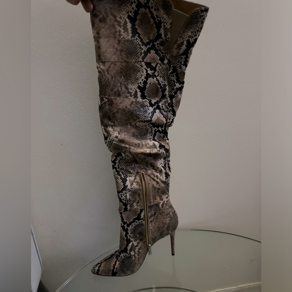 Jessica Simpson LADEE Snakeprint boots!! Size 12 NWT (Only tried on)